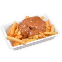 Friet met satesaus